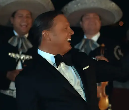 Con mucho espritu mexicano, as es La Fiesta Del Mariachi, el nuevo video de Luis Miguel. 
